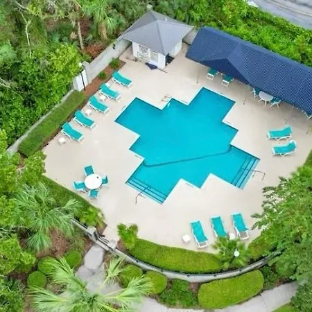 Desirable South End - 5 Minutes To Beach! Walk To Dining/Shopping!
